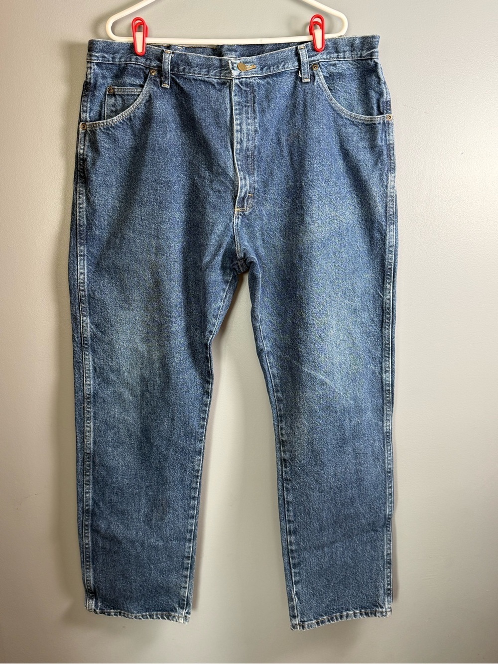 Wrangler Men's Stonewashed Denim Jeans Sz 42x32